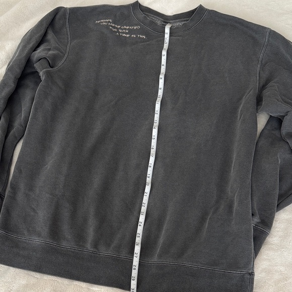 Scripture Crewneck - Picture 6 of 9